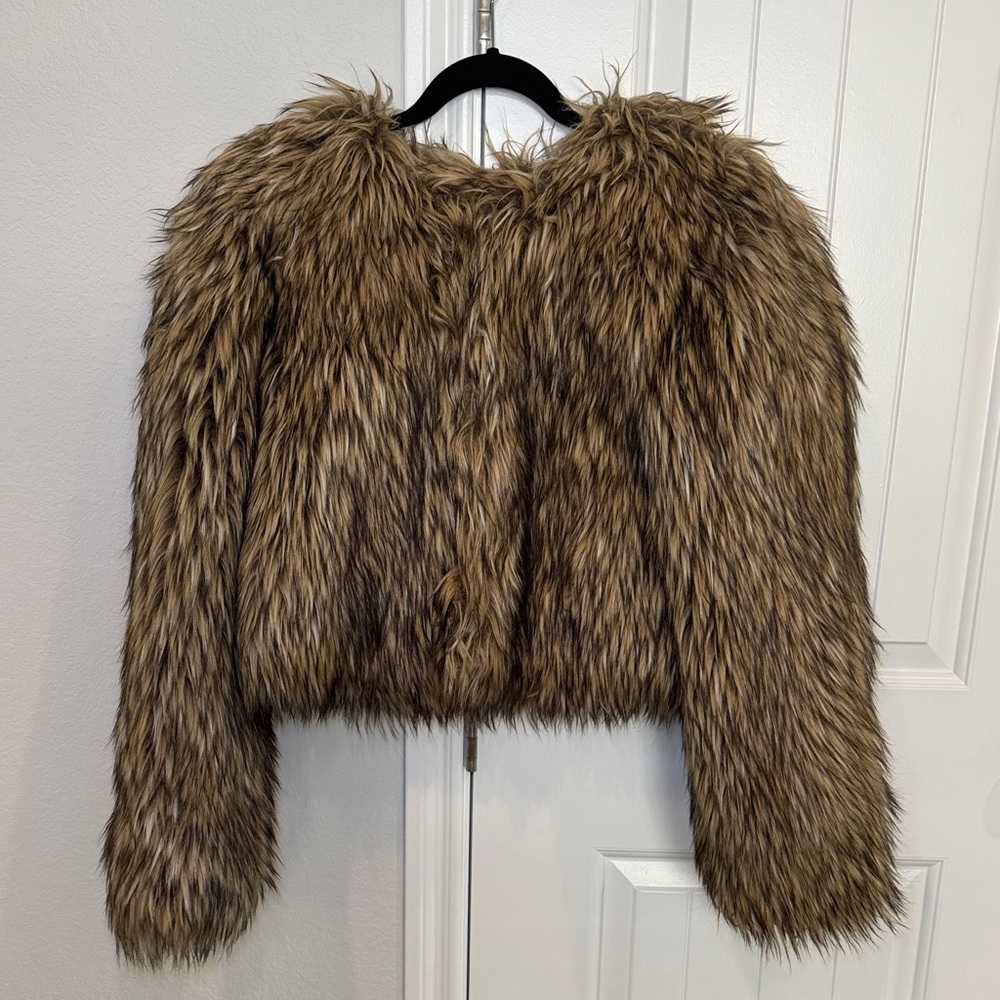 [SOLD] Faux Fur Jacket in Brown